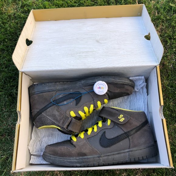 Nike SB Dunk Mid Batman - Picture 6 of 8